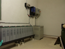 Instalacion de placas solares para generacion electrica en vivienda aislada sin alimentacion electrica 